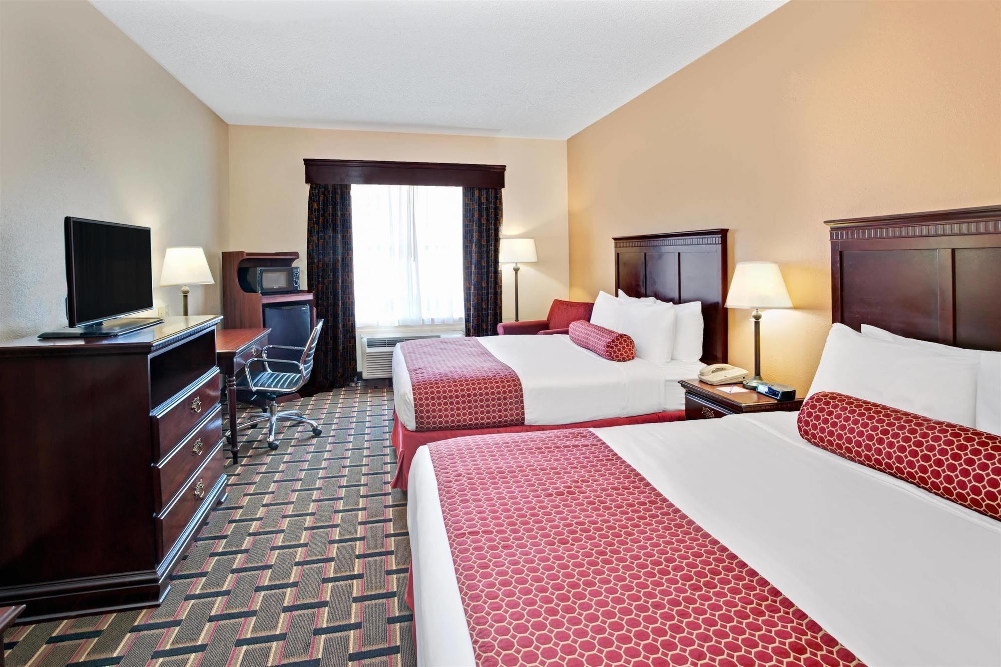 Hotel Baymont By Wyndham Kennesaw Extérieur photo